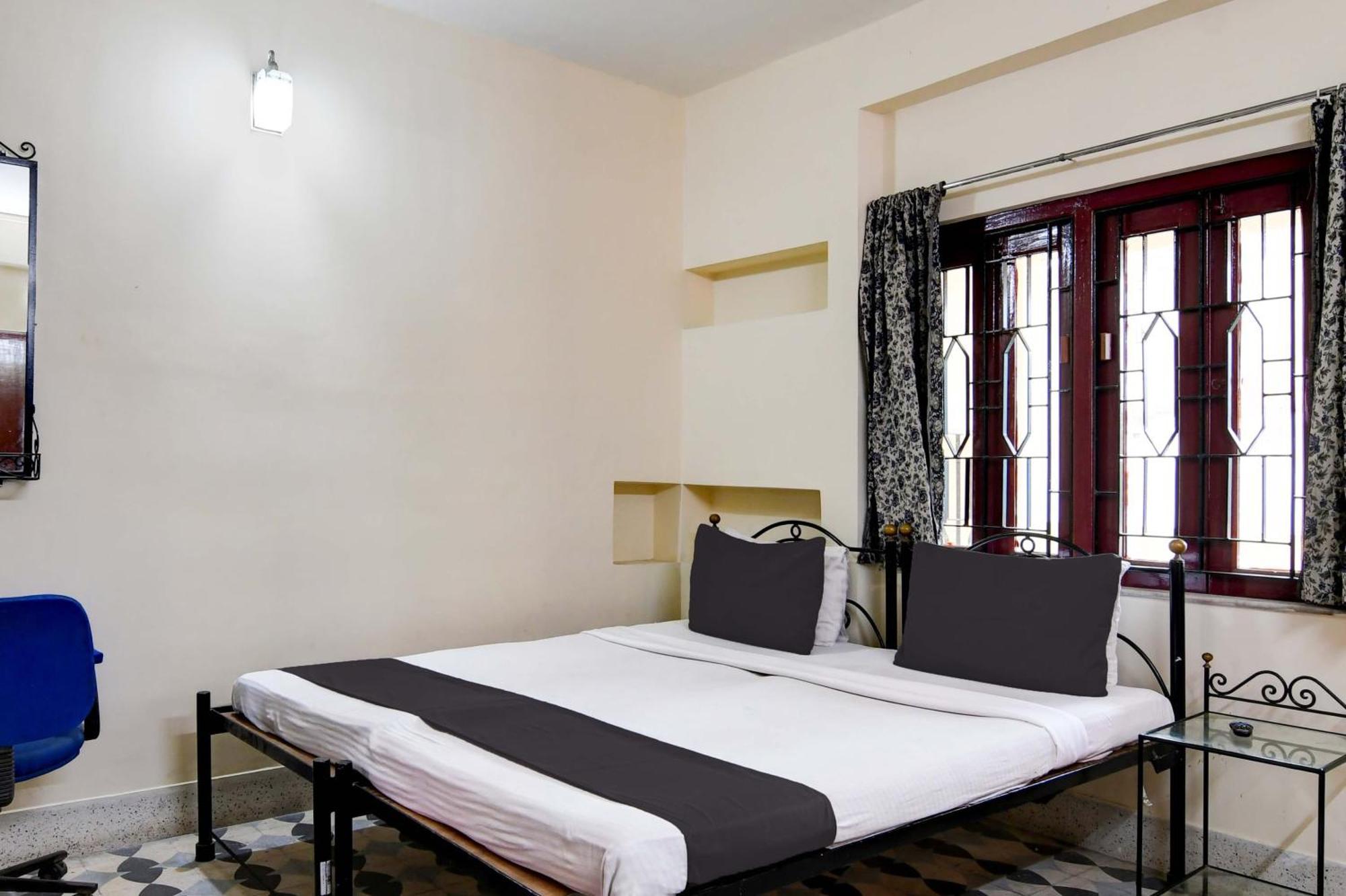 Oyo Simplex Guest House Behala Kalkutta Exterior foto