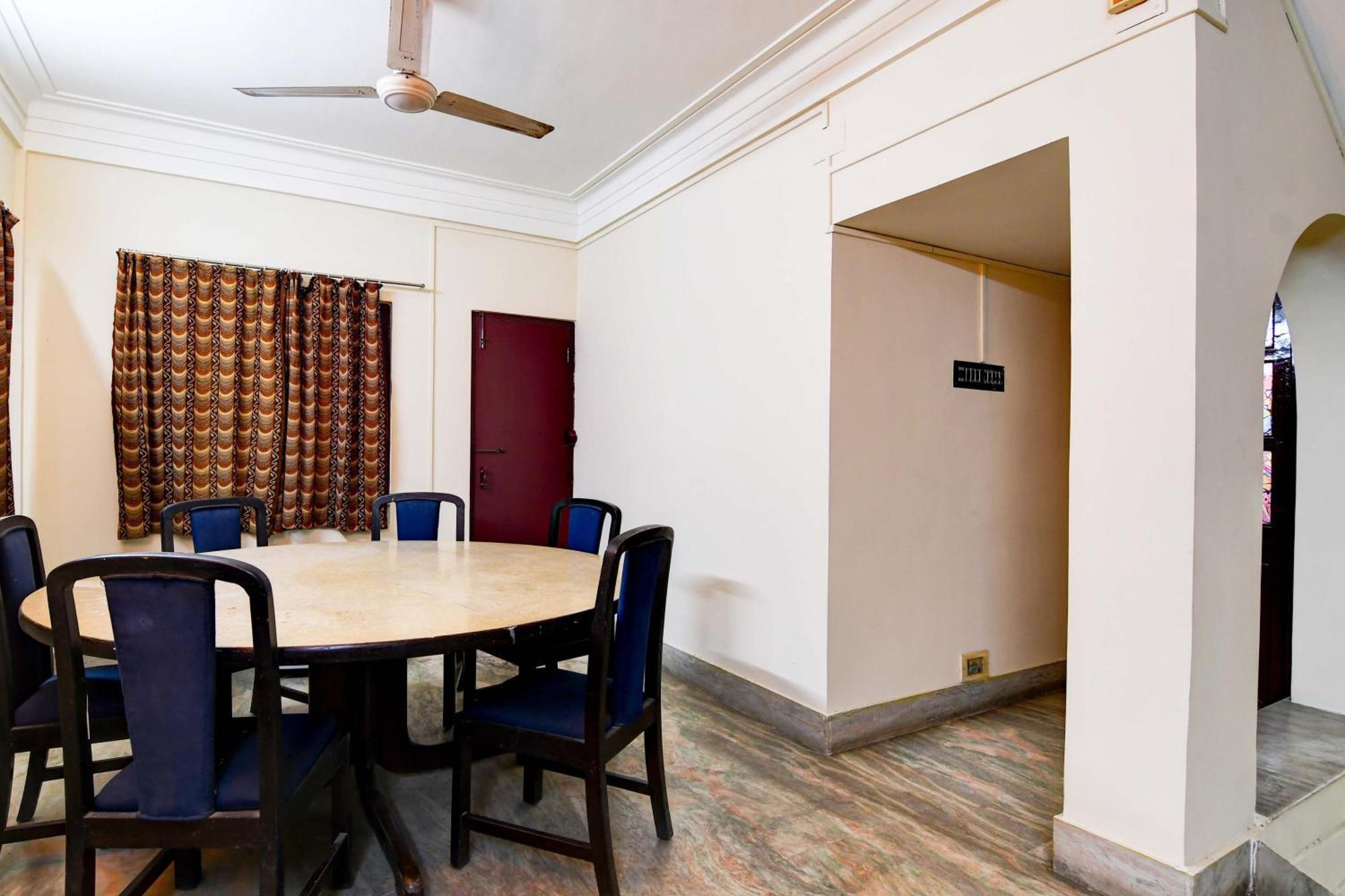 Oyo Simplex Guest House Behala Kalkutta Exterior foto
