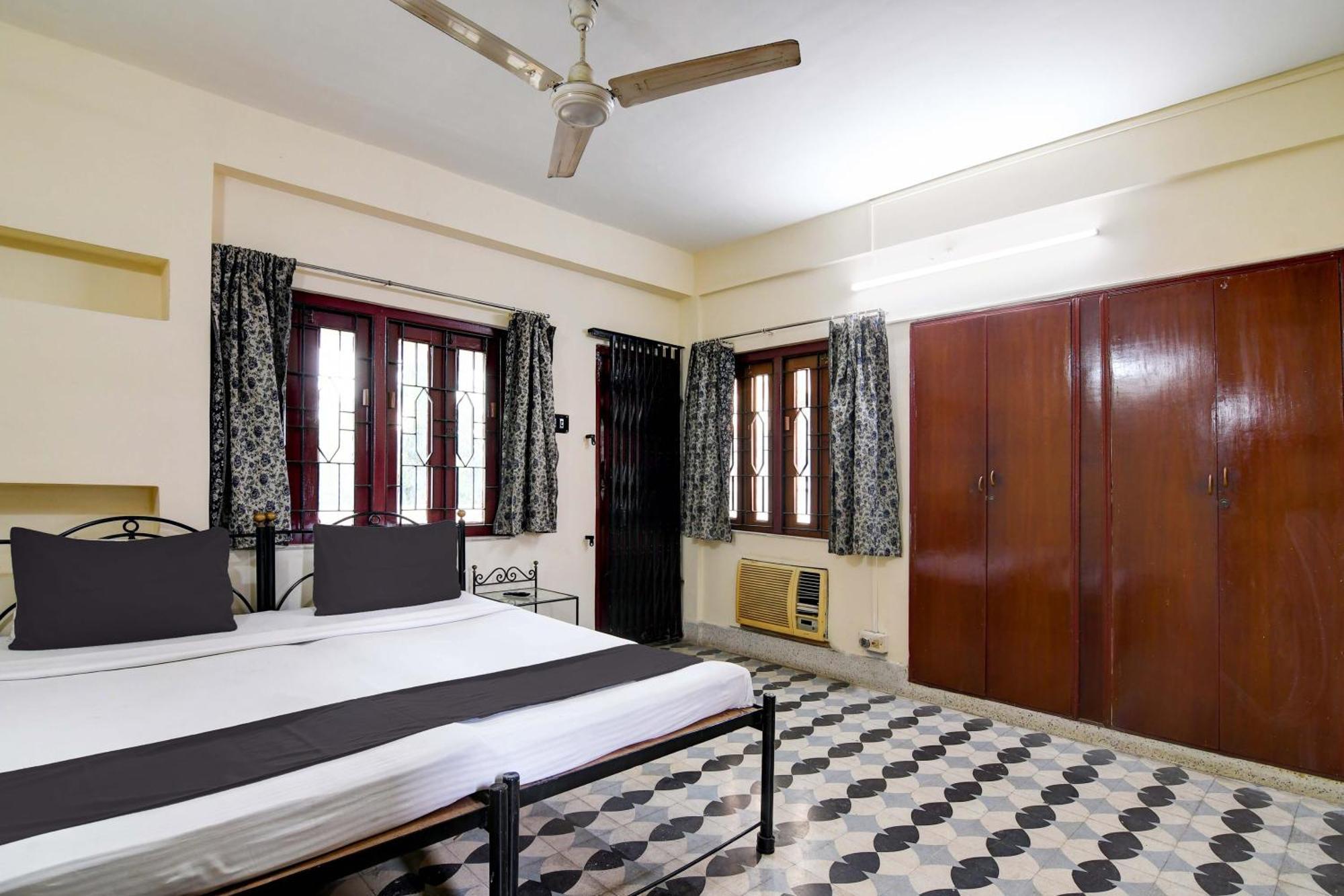 Oyo Simplex Guest House Behala Kalkutta Exterior foto